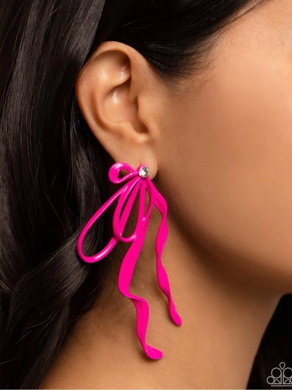 Paparazzi Earring ~ Trendy Tapestry - Pink